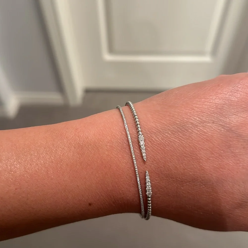 White Gold Beaded Bracelet - Picture 10 of 12